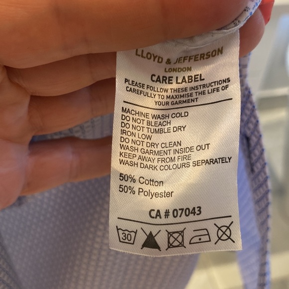 Lloyd & Jefferson shirt - Picture 8 of 8